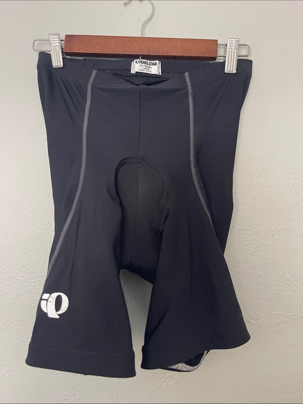 Pearl Izumi Black Women’s Padded Cycling Shorts